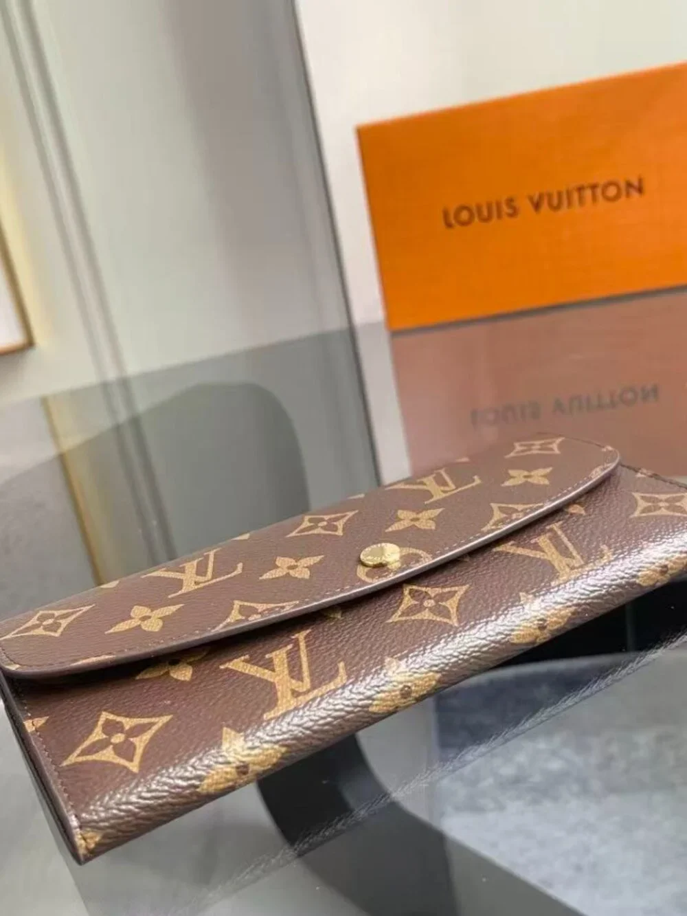 Louis Vuitton Wallet Womens Brown Monogram Canvas Orange Zip Around France Logo
